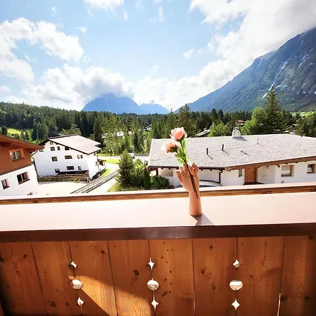 Schickster Sky Und Rossi * Leutasch