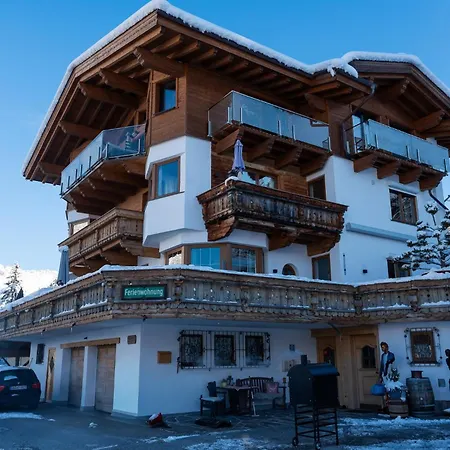 Apartment Schickster Sky Und Rossi *
