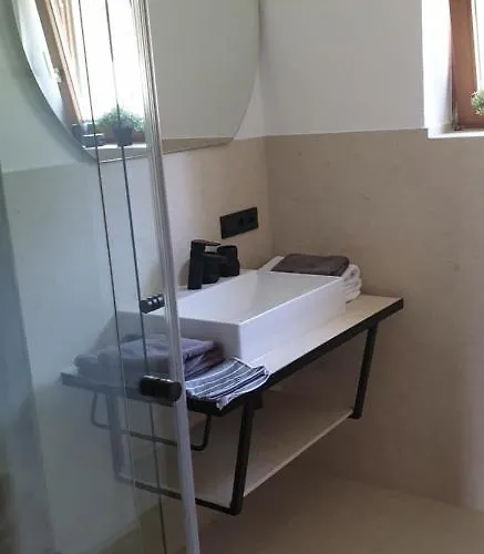 Schickster Sky * لوتاش