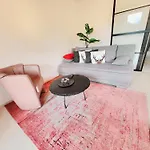 Apartman Schickster Sky *