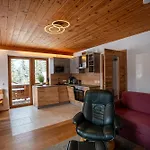 Apartman Schickster Sky *