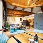 Schickster Sky Apartman