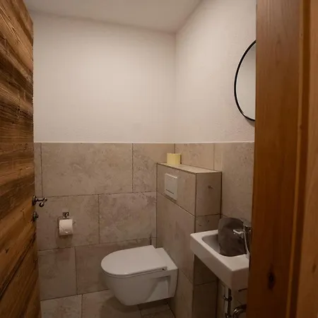 Schickster Sky Лойташ